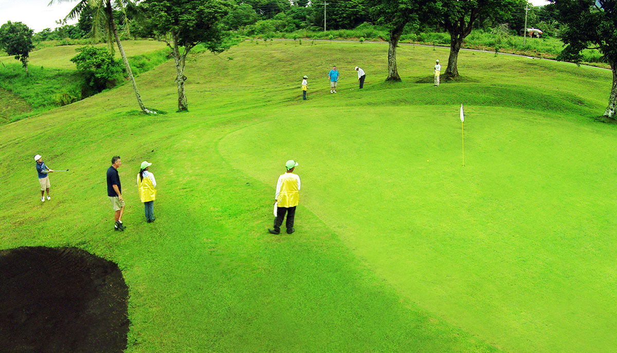 Haciendas De Naga Golf Course