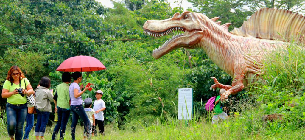 dinosaur park naga city