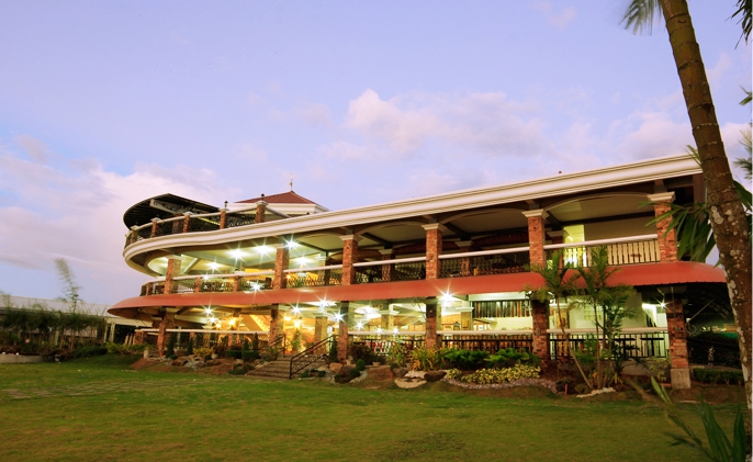 Haciendas De Naga Clubhouse