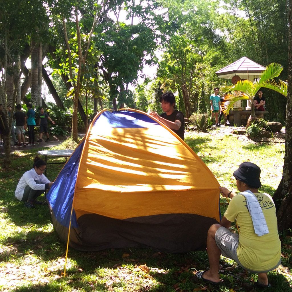 eco-tour-haciendas-de-naga-pitching-tent